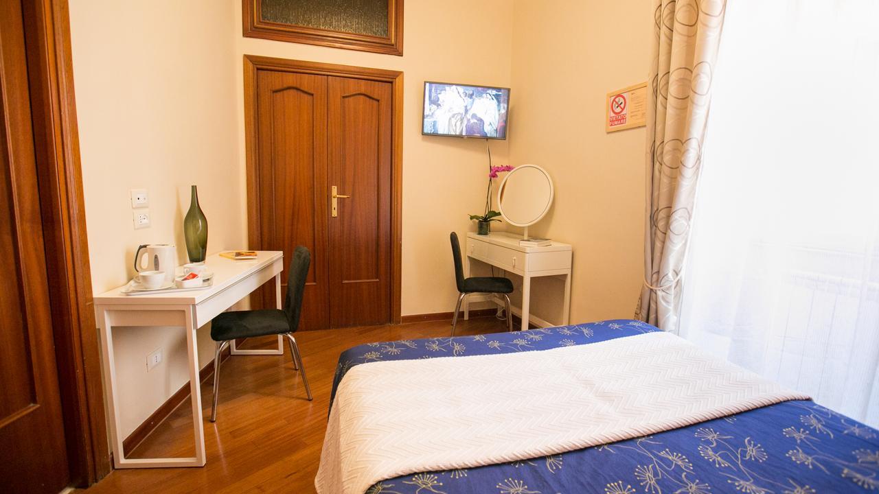 Hotel Martino Ai Monti Rom Exteriör bild